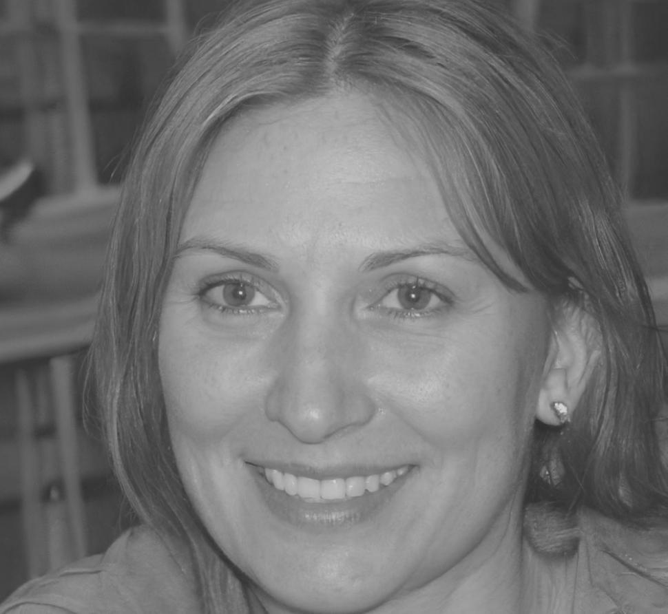 Rhiannon Vex, Business Finance Specialist